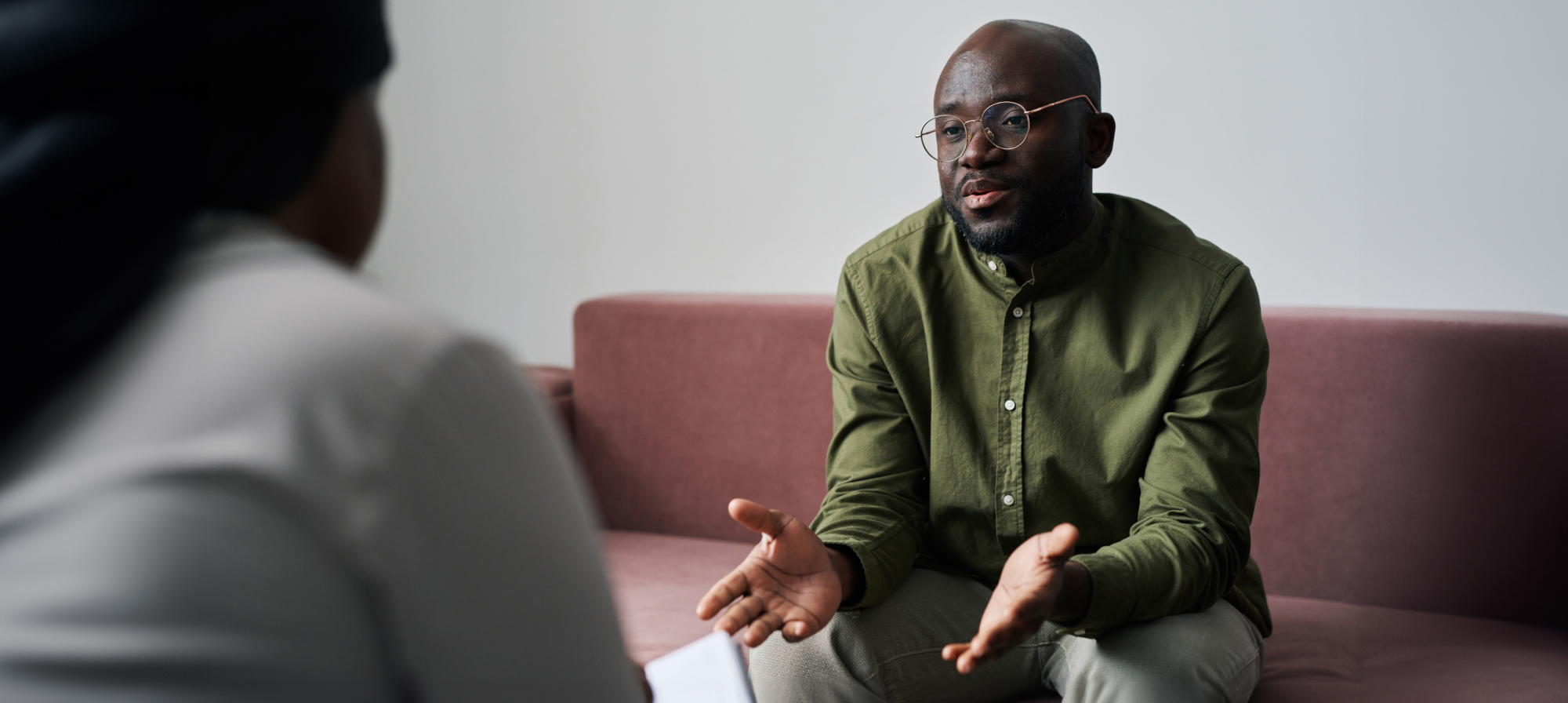 What does a free consultation with a personal injury lawyer include?