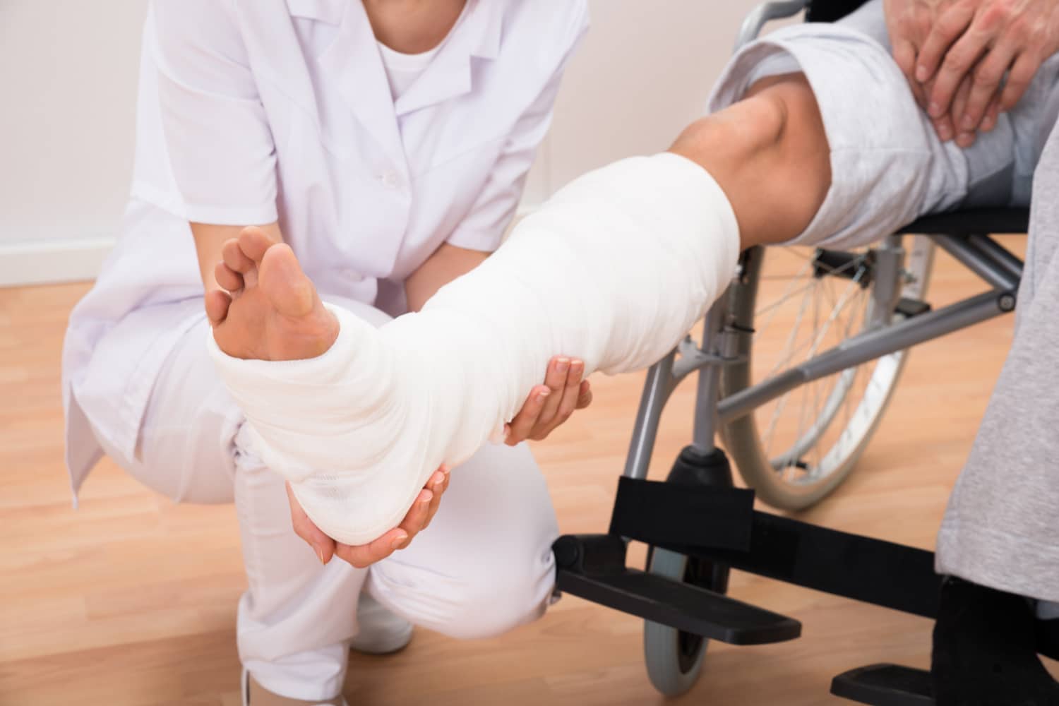 Car Accidents and Broken Bones: How Much Is My Case Worth?