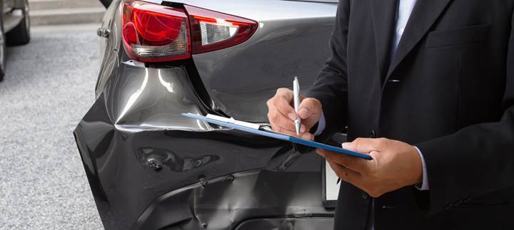 How lawyers prove fault in car and truck accidents